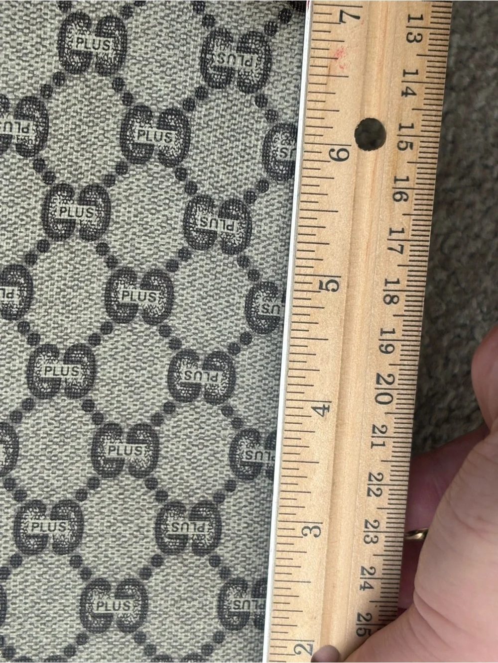 Gucci logo spacious