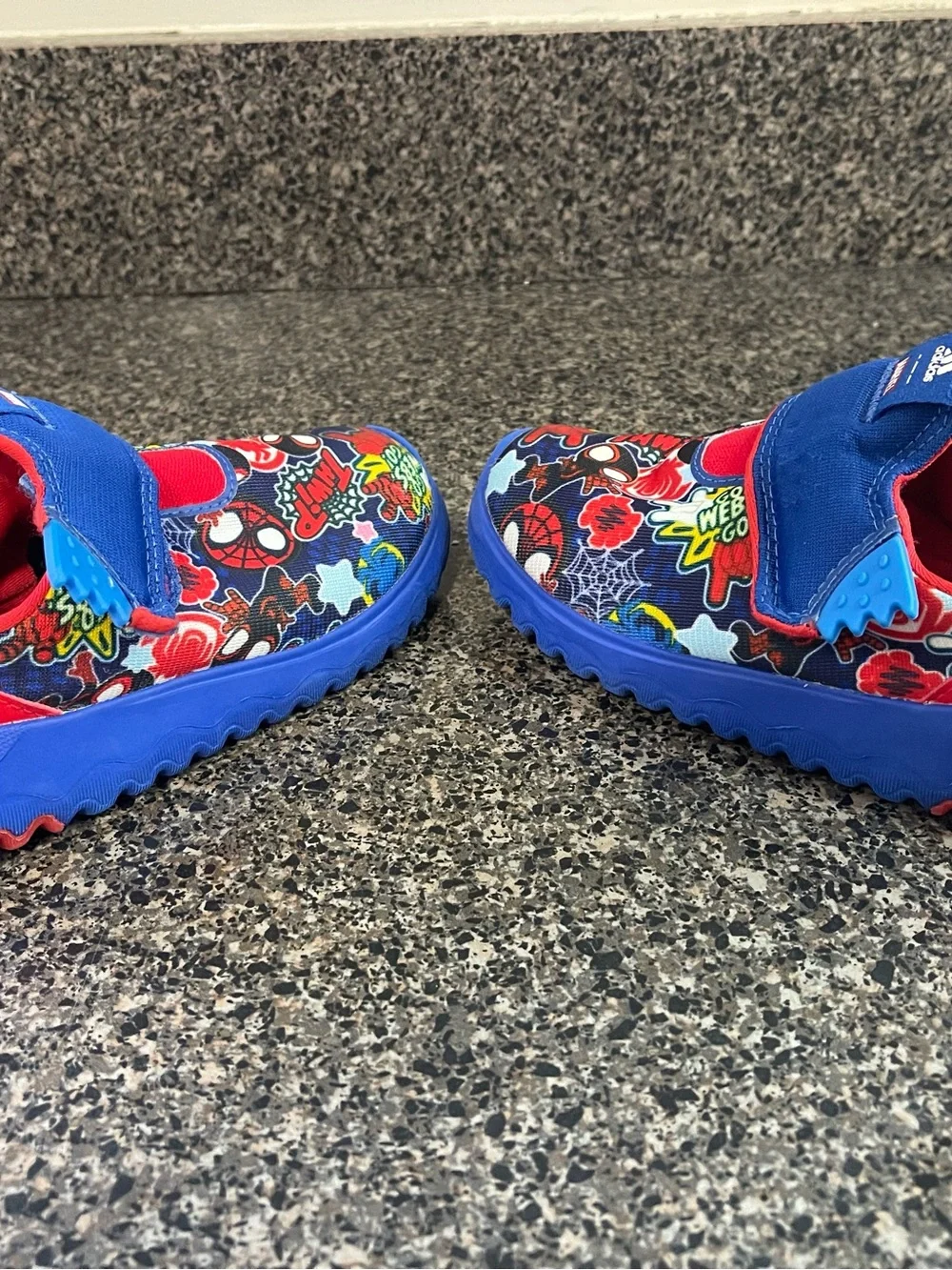 Adidas Marvel Spider-Man Kids Sneakers Blue Red GY9098 Size 10K