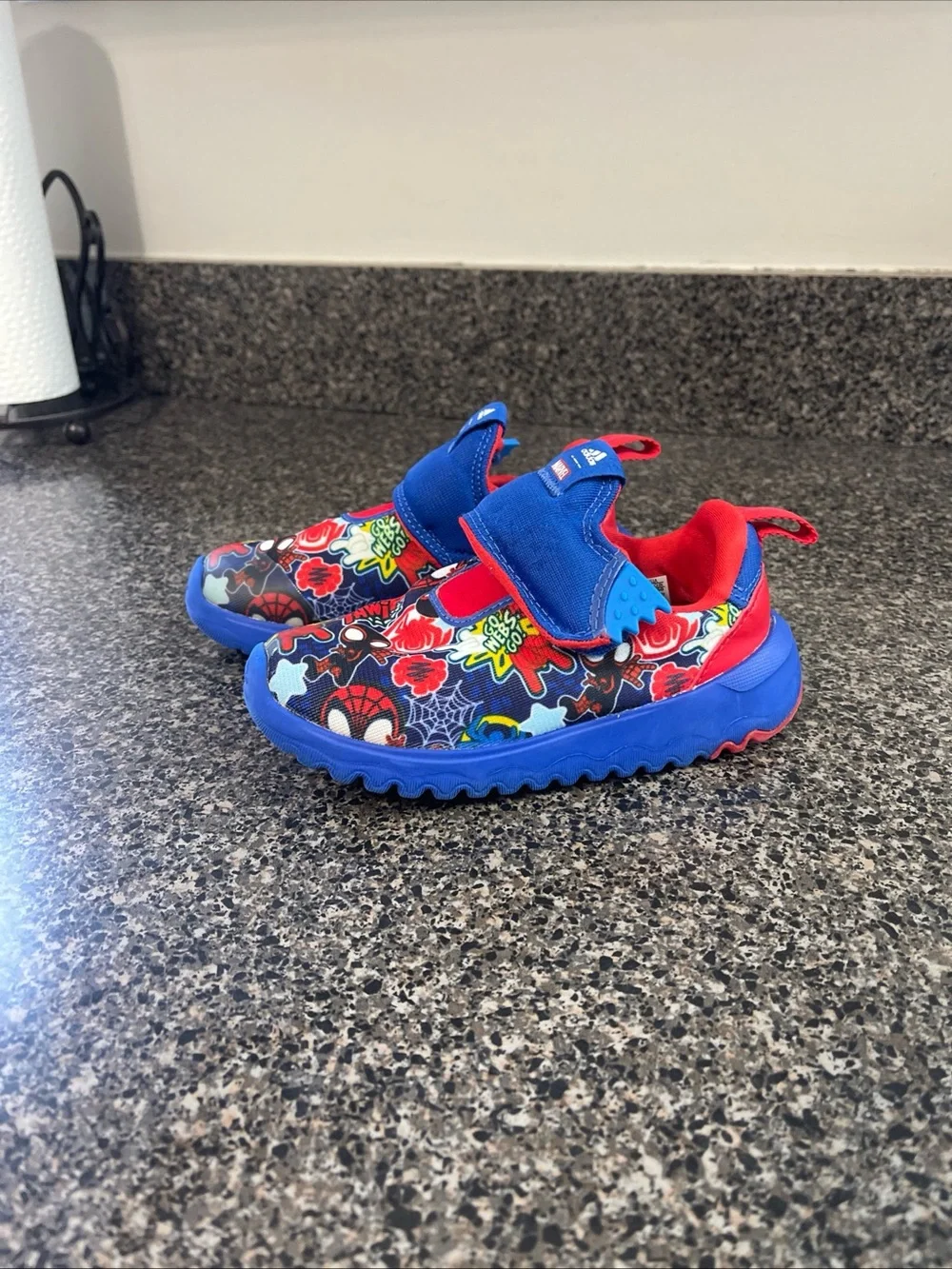 Adidas Marvel Spider-Man Kids Sneakers Blue Red GY9098 Size 10K