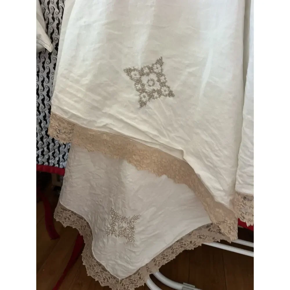 LinenTablecloth stitch stain there