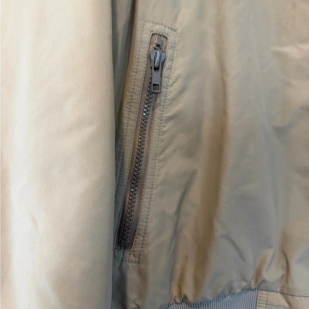 Eddie Bauer measures comfort tags