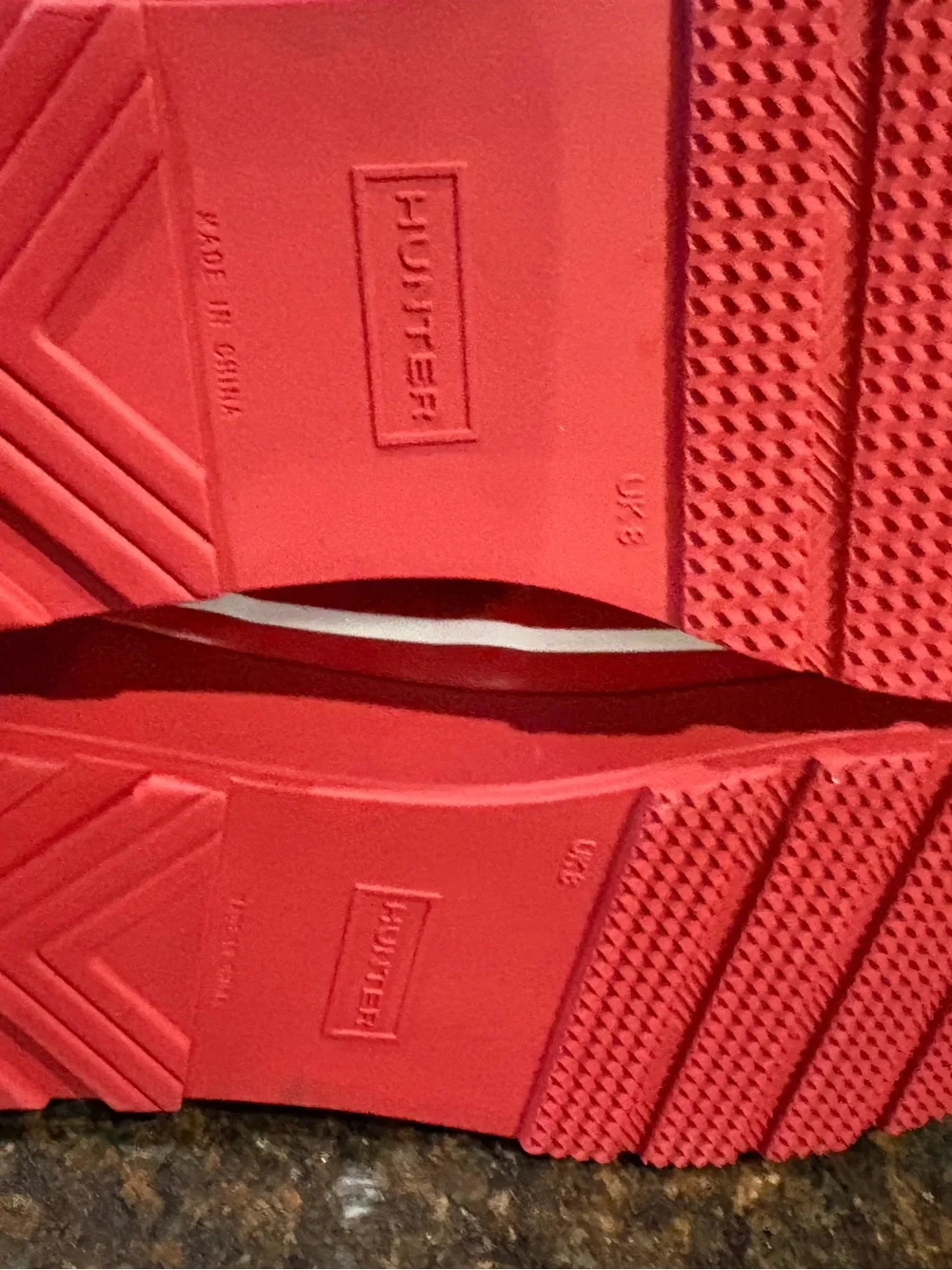 Hunter matte red