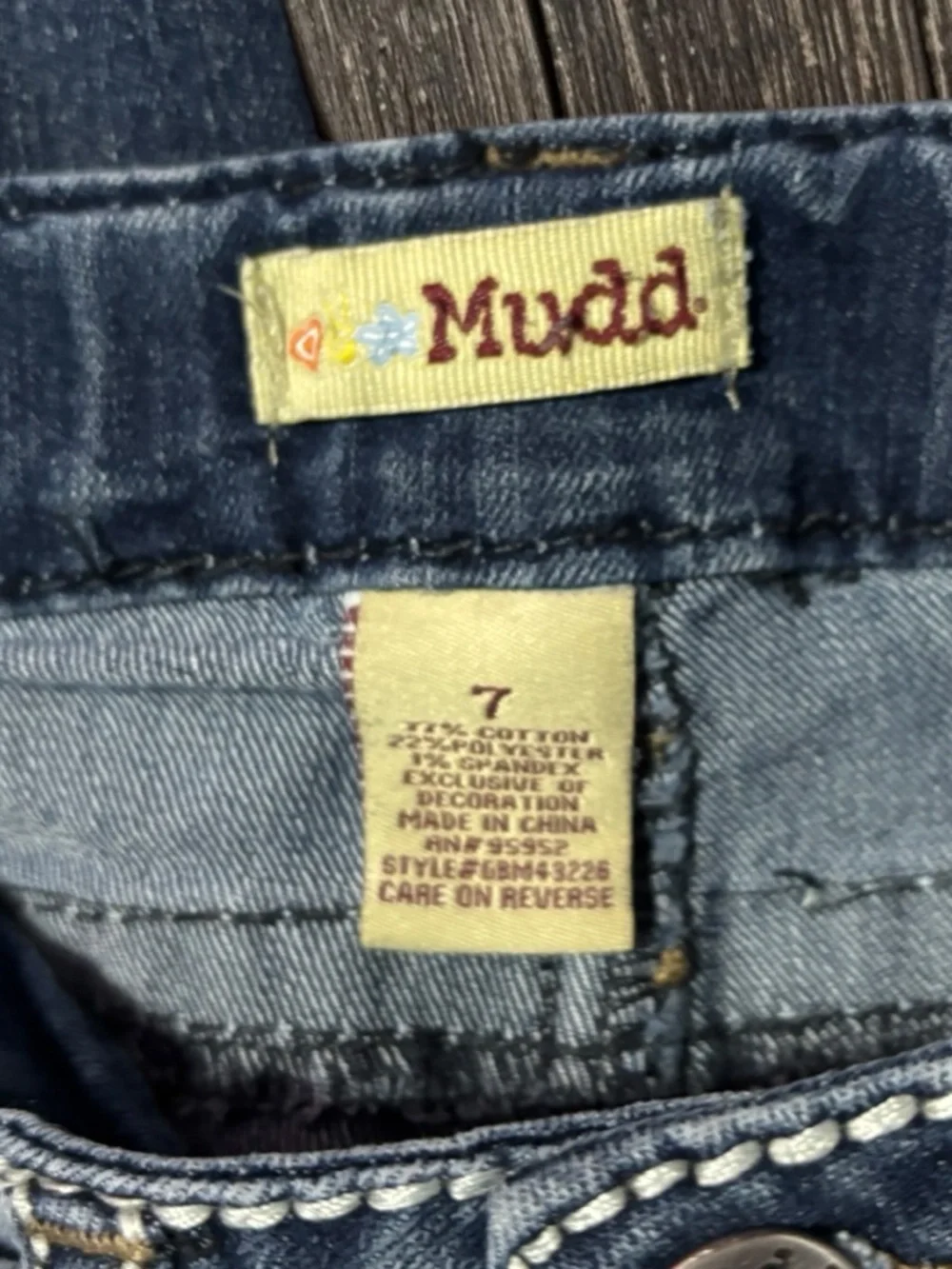 Mudd dark blue