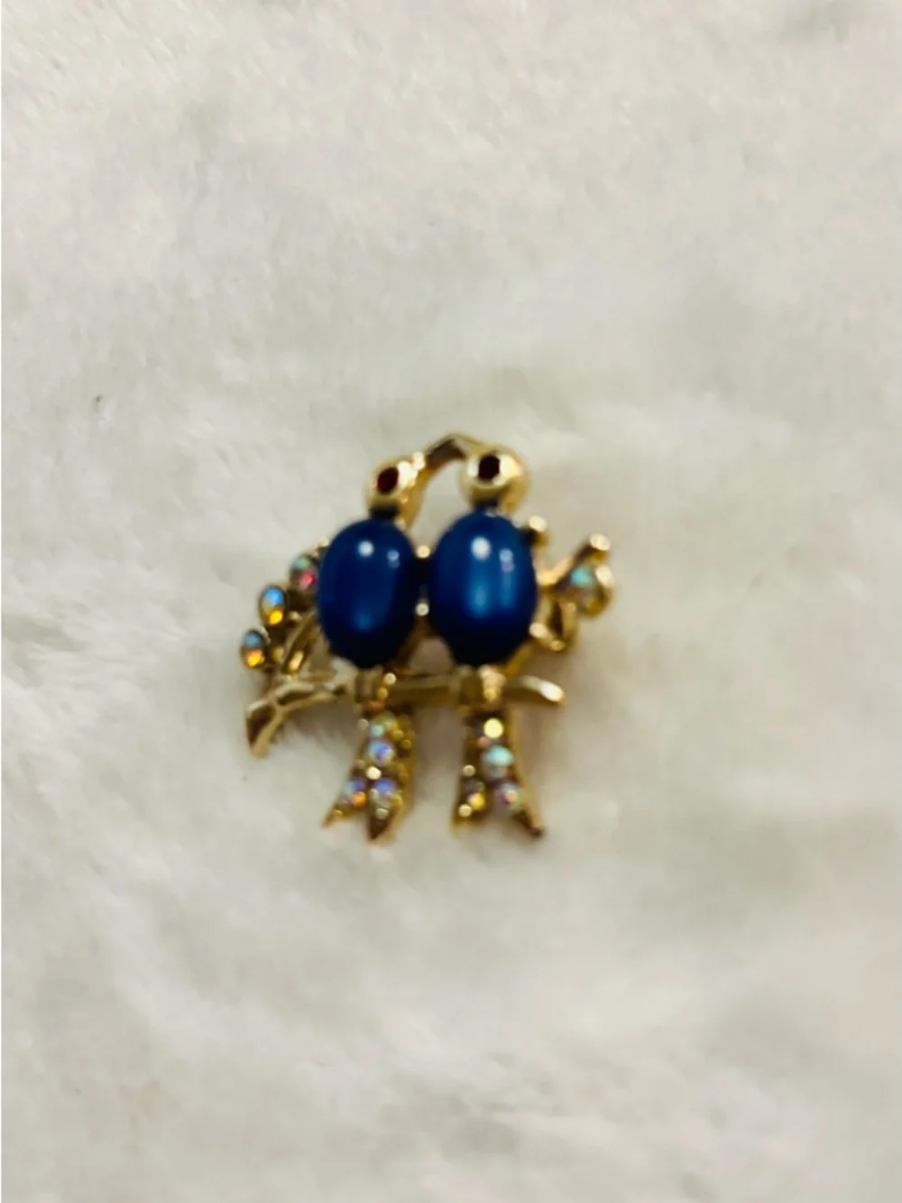 Source Unknown cabochon tone