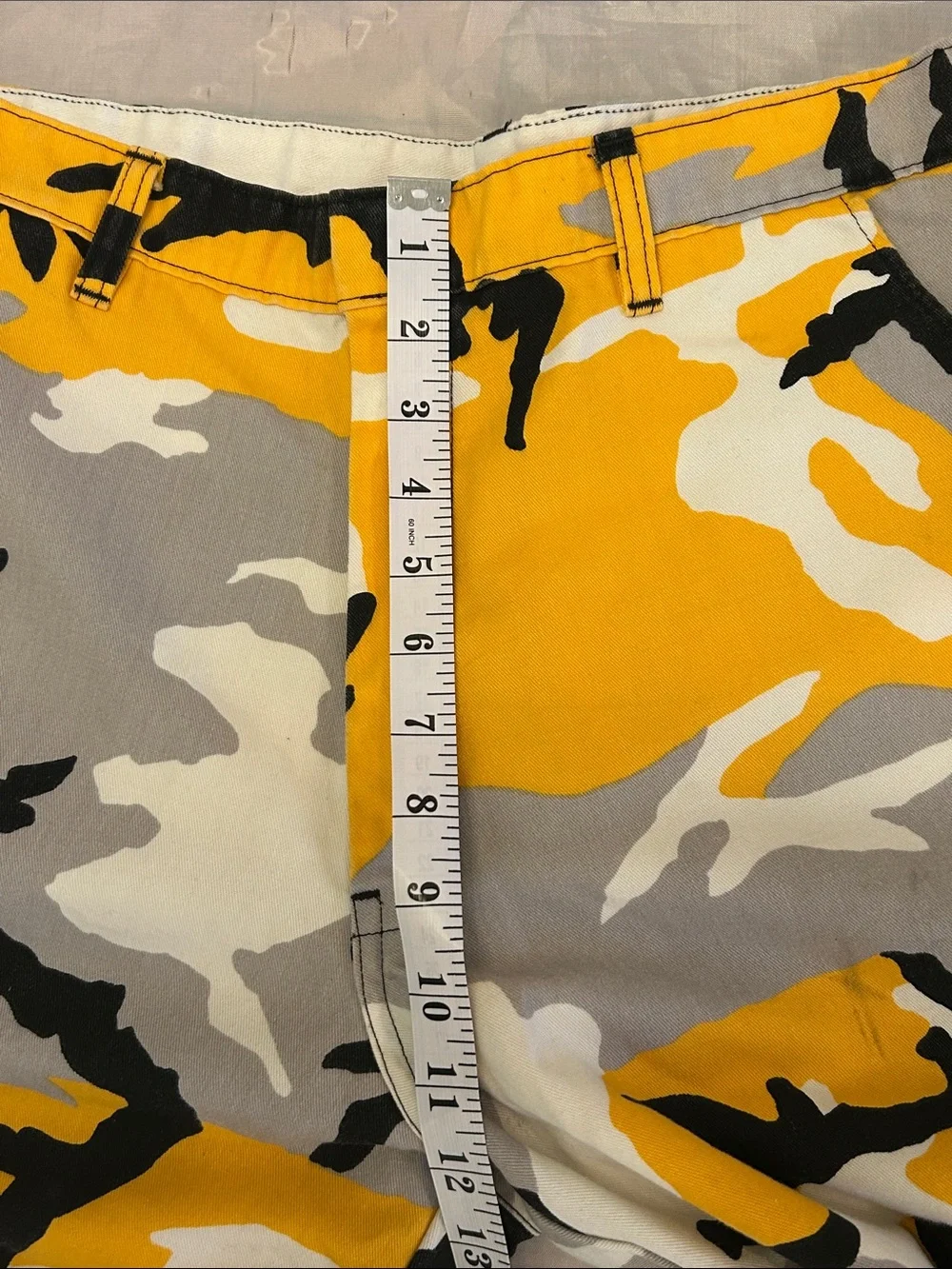 Vintage Atlas Cotton Twill Shorts with Yellow & Gray Print