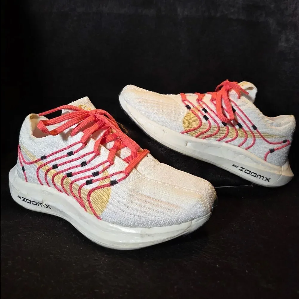 Nike Womens 5.5