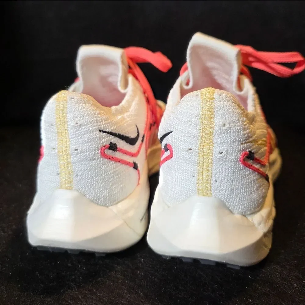 Nike perfect design shoes