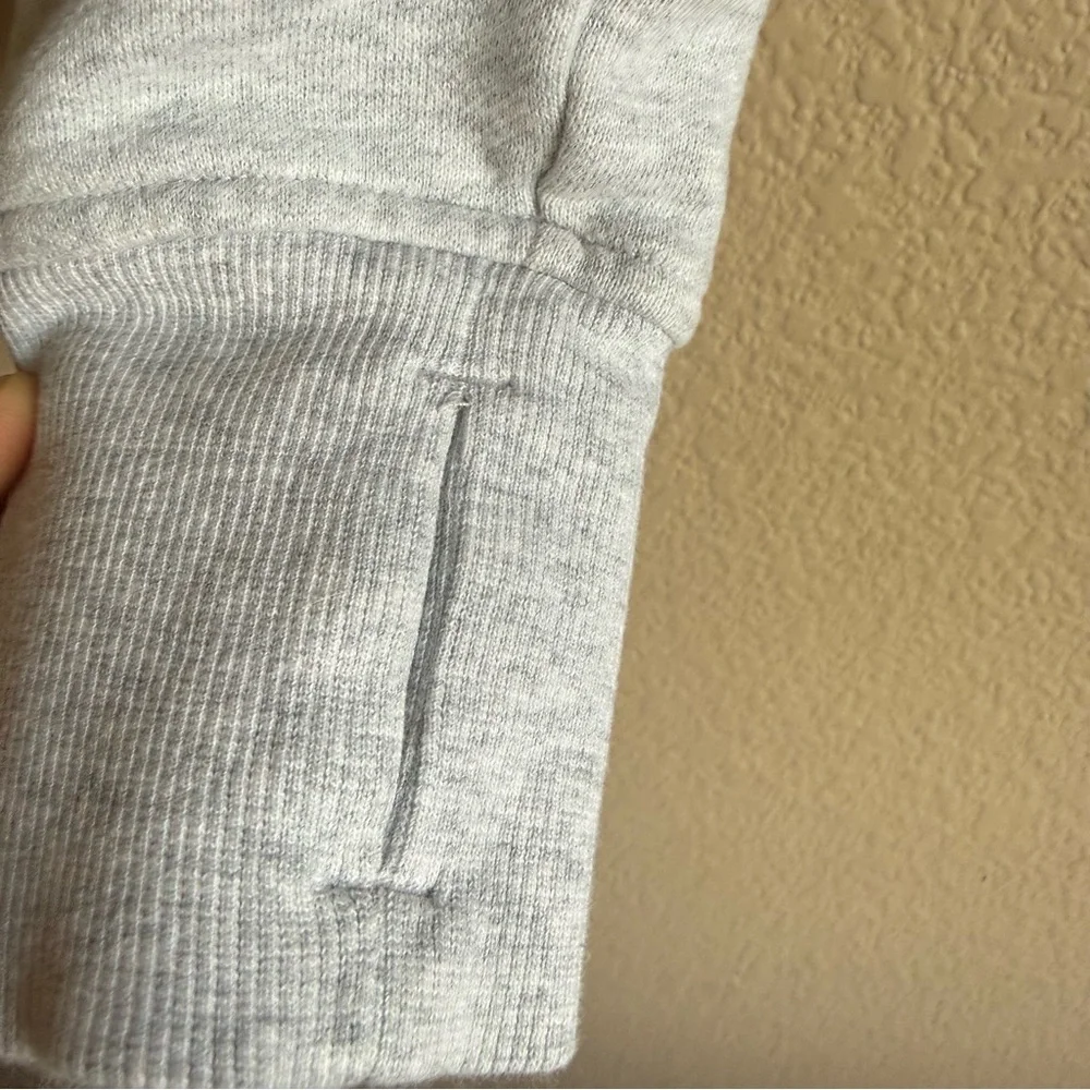 lululemon athletica scuba size