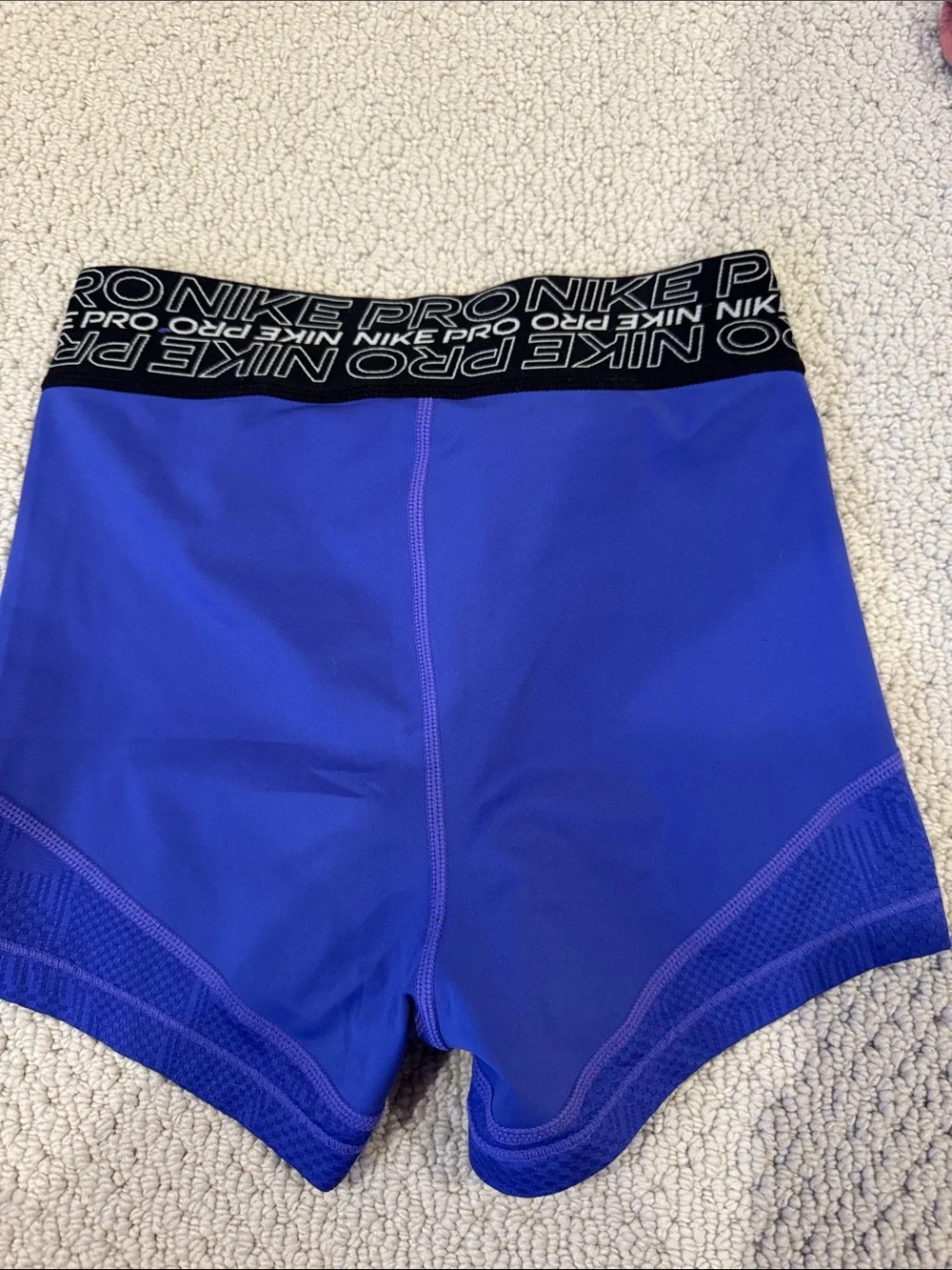 Nike supportive athletic