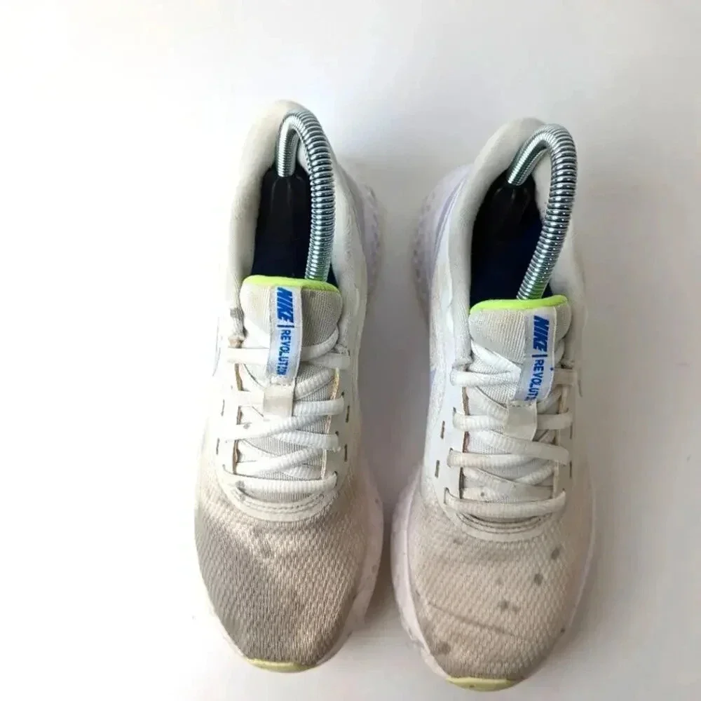 Nike revolution bq3207