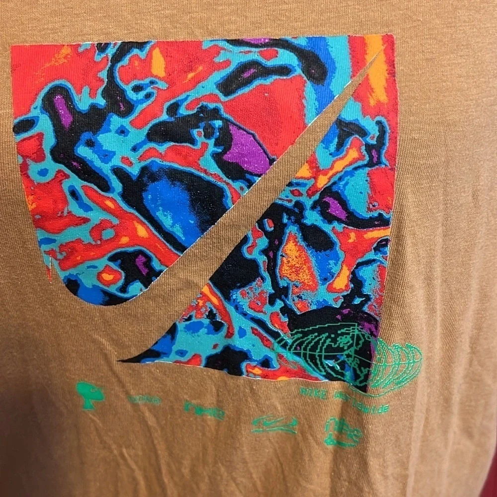 Nike Worldwide T-Shirt S