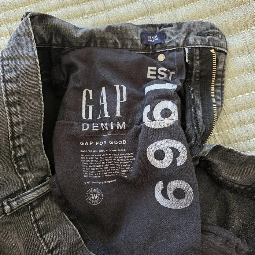 GAP pre owned