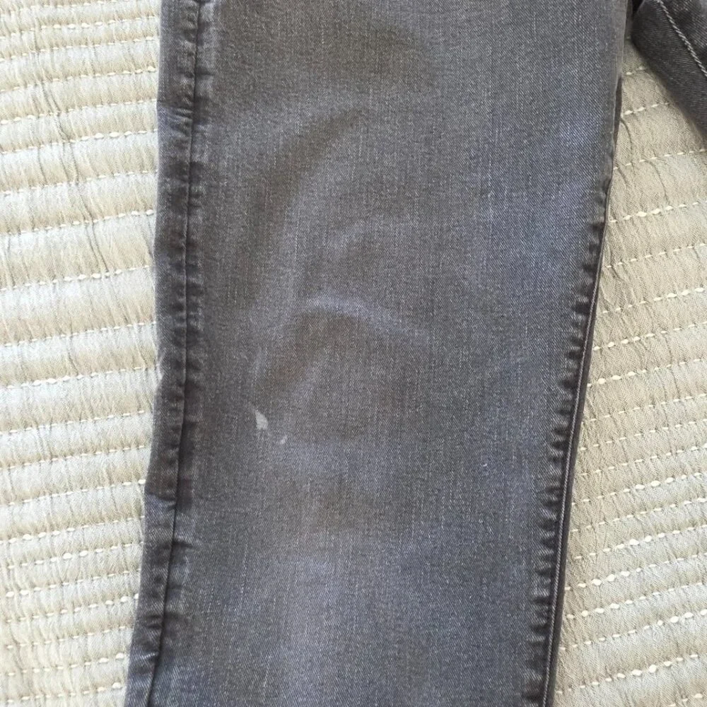 GAP pre owned