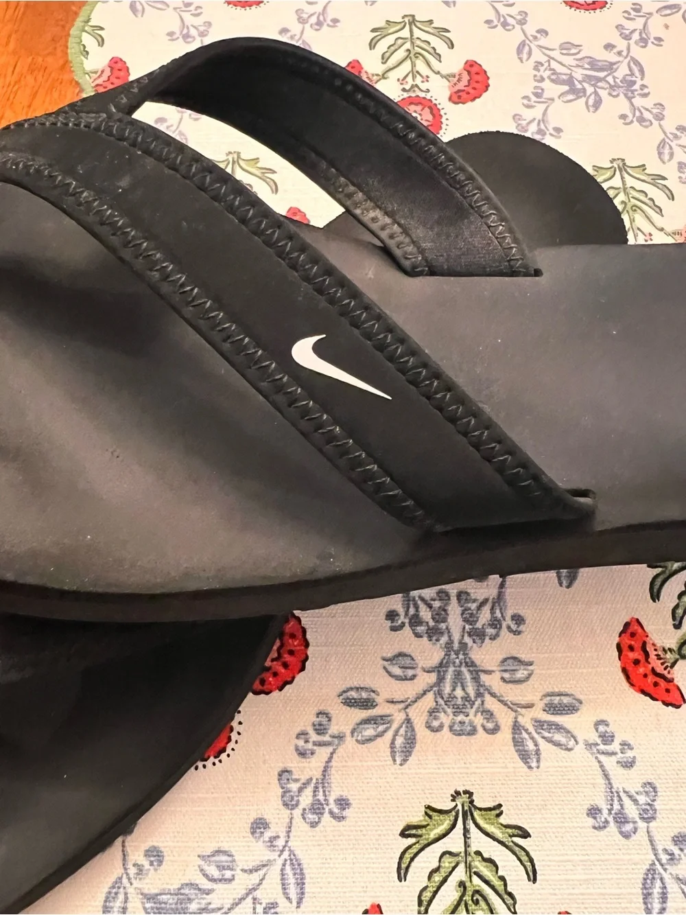 Woman’s Nike Black Flip Flop Sandals with White Swoosh