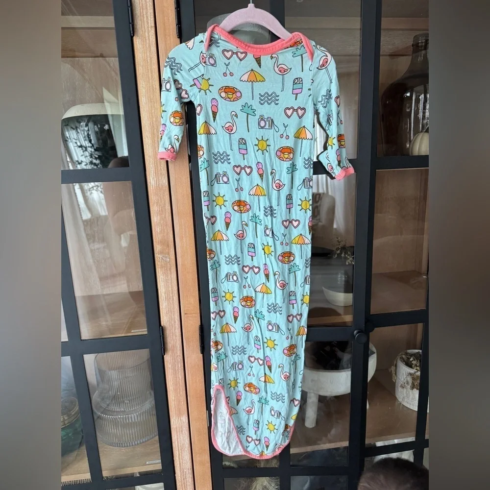 Little Sleepies newborn Bamboo knotted gown pool party print mittens baby girl