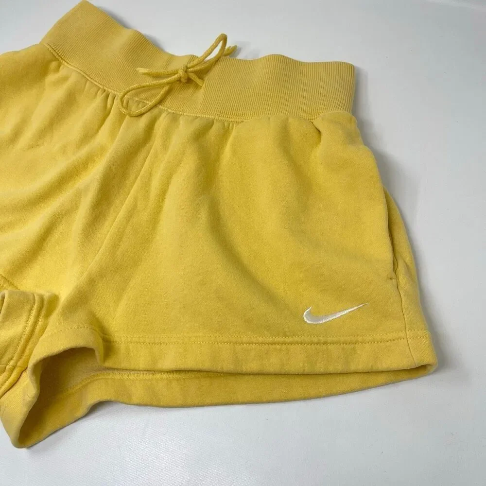 Nike Phoenix Fleece High Rise Shorts FD1409-795 Yellow Gold Women’s Size Medium
