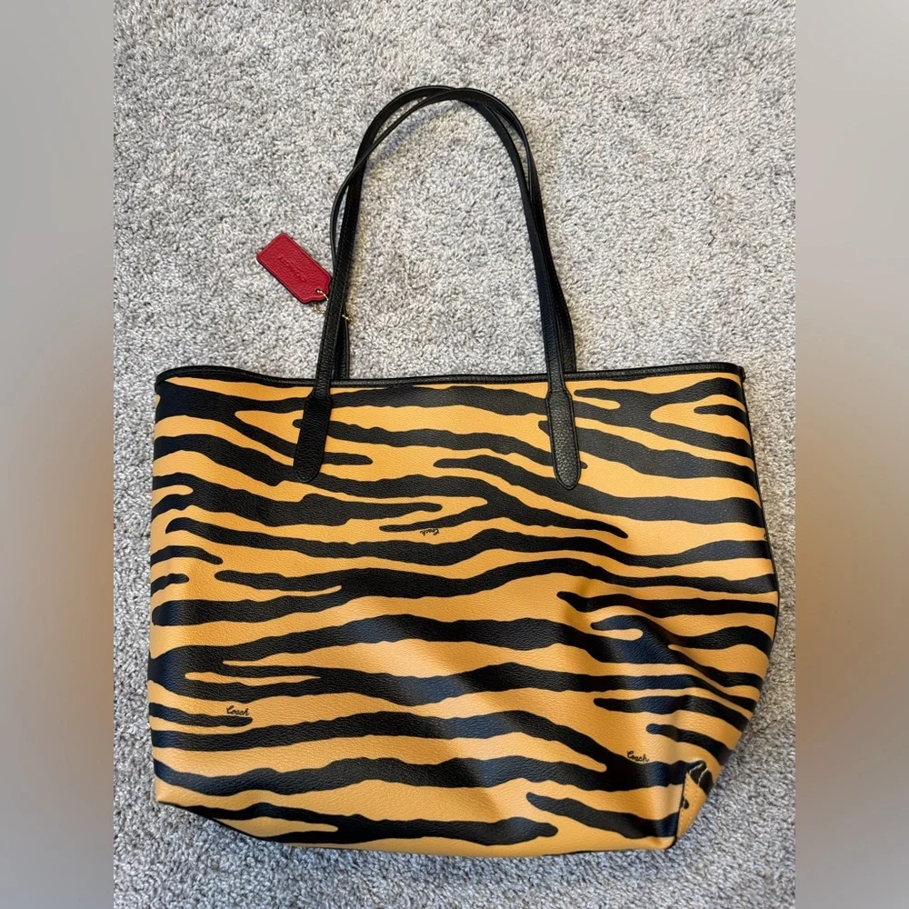 Coach construction includes tiger