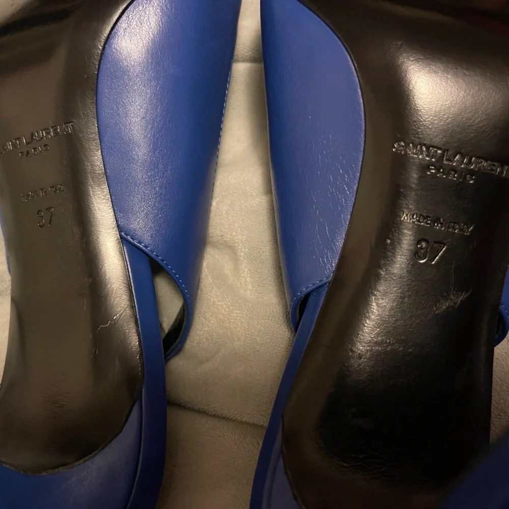 Yves Saint Laurent lightly worn