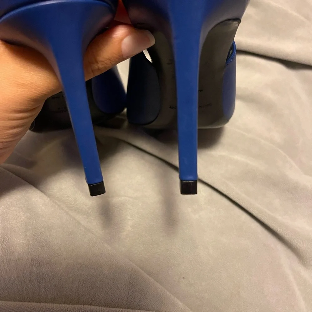 Yves Saint Laurent lightly worn