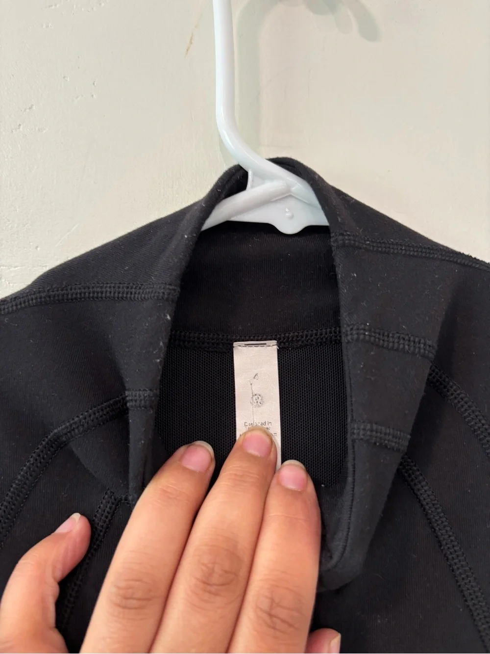 lululemon athletica form fitting