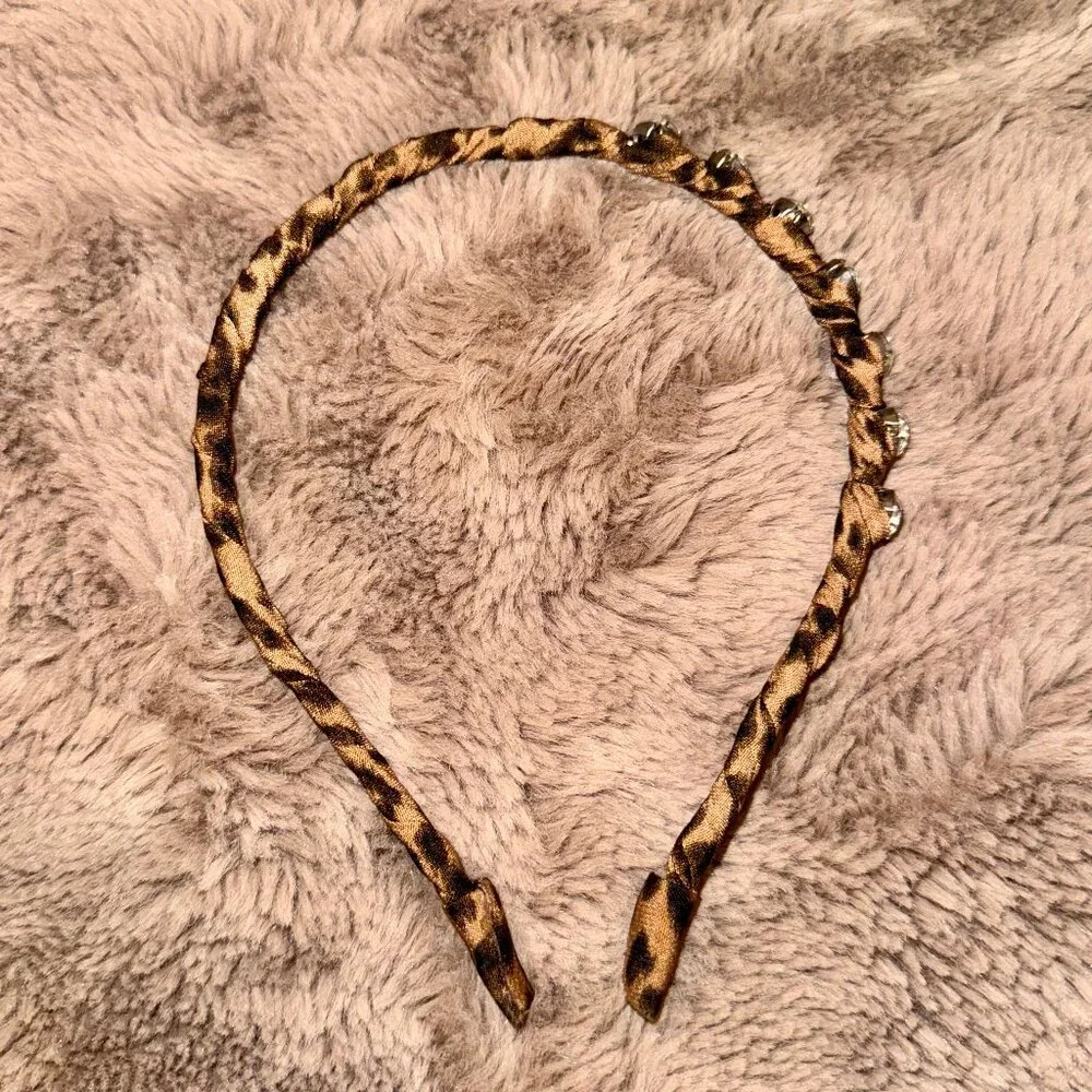 Anthropologie headband one