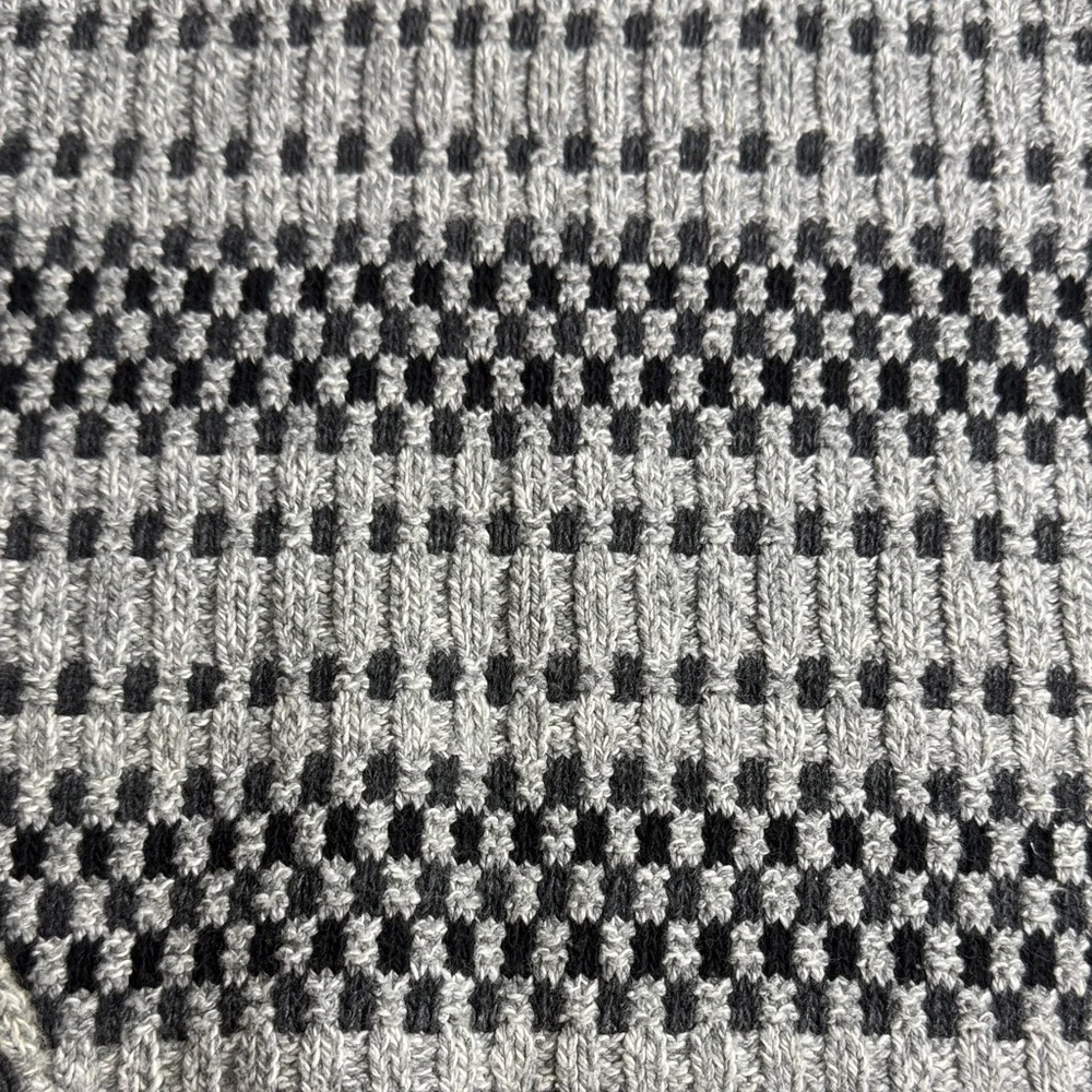 bill blass black crewneck sweater