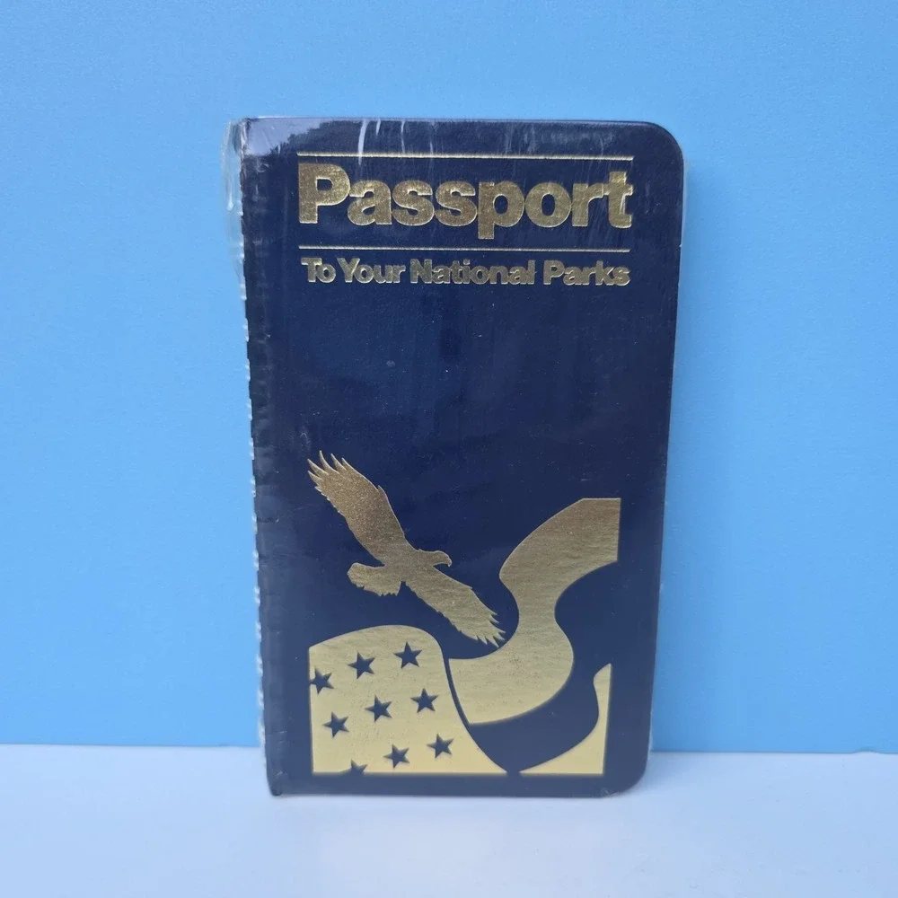 Passport To Your National Parks Classic Edition Blue Spiral NEW, 2000s VTG