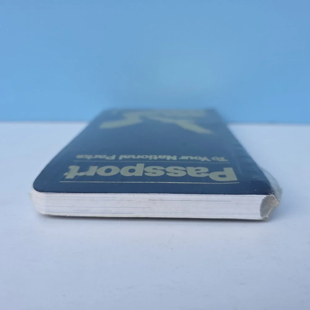 Passport To Your National Parks Classic Edition Blue Spiral NEW, 2000s VTG