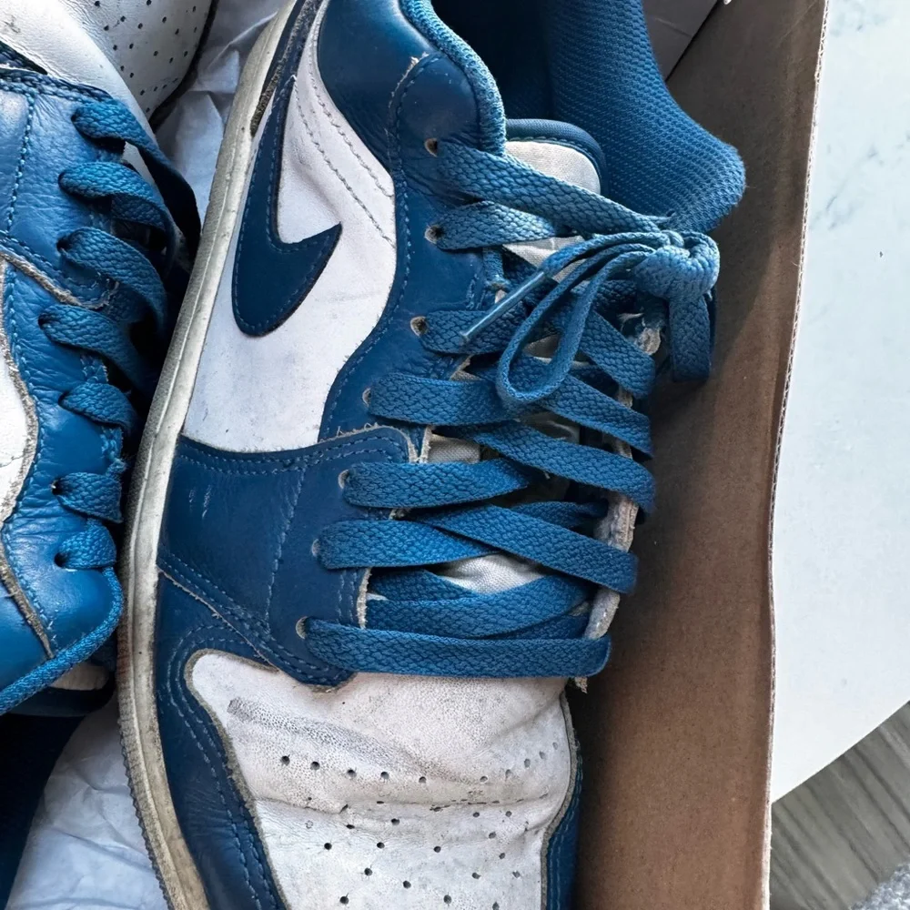 Nike significant creasing
