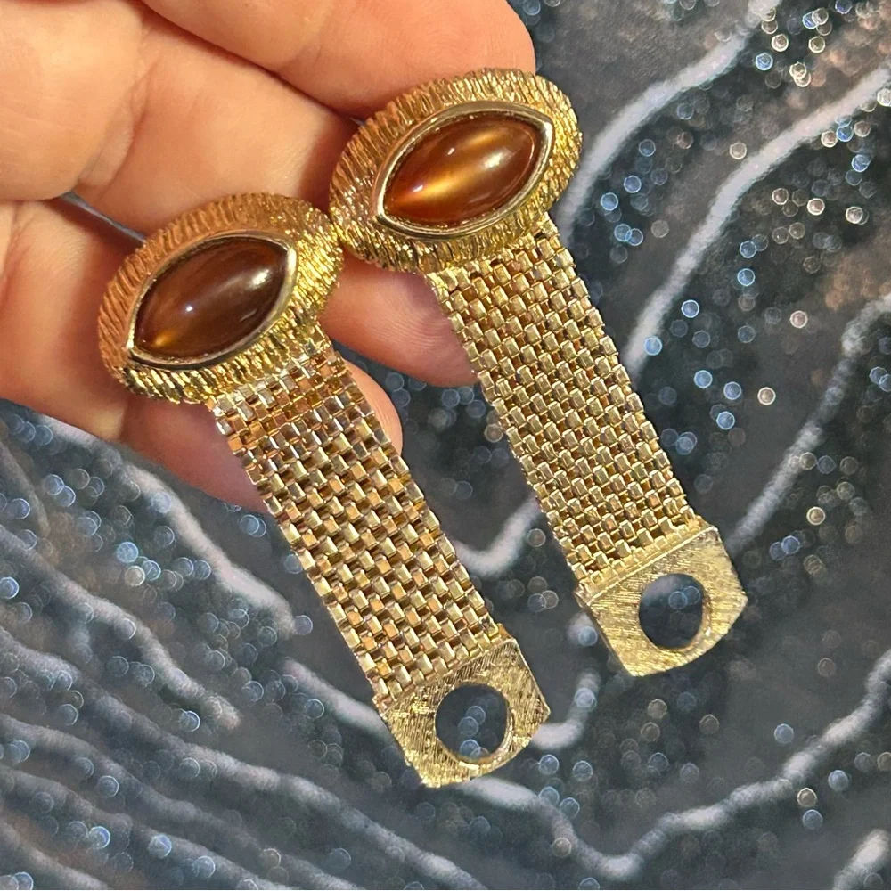 Men’s Vintage Swank marquis cat eye glass mesh wrap cuff links