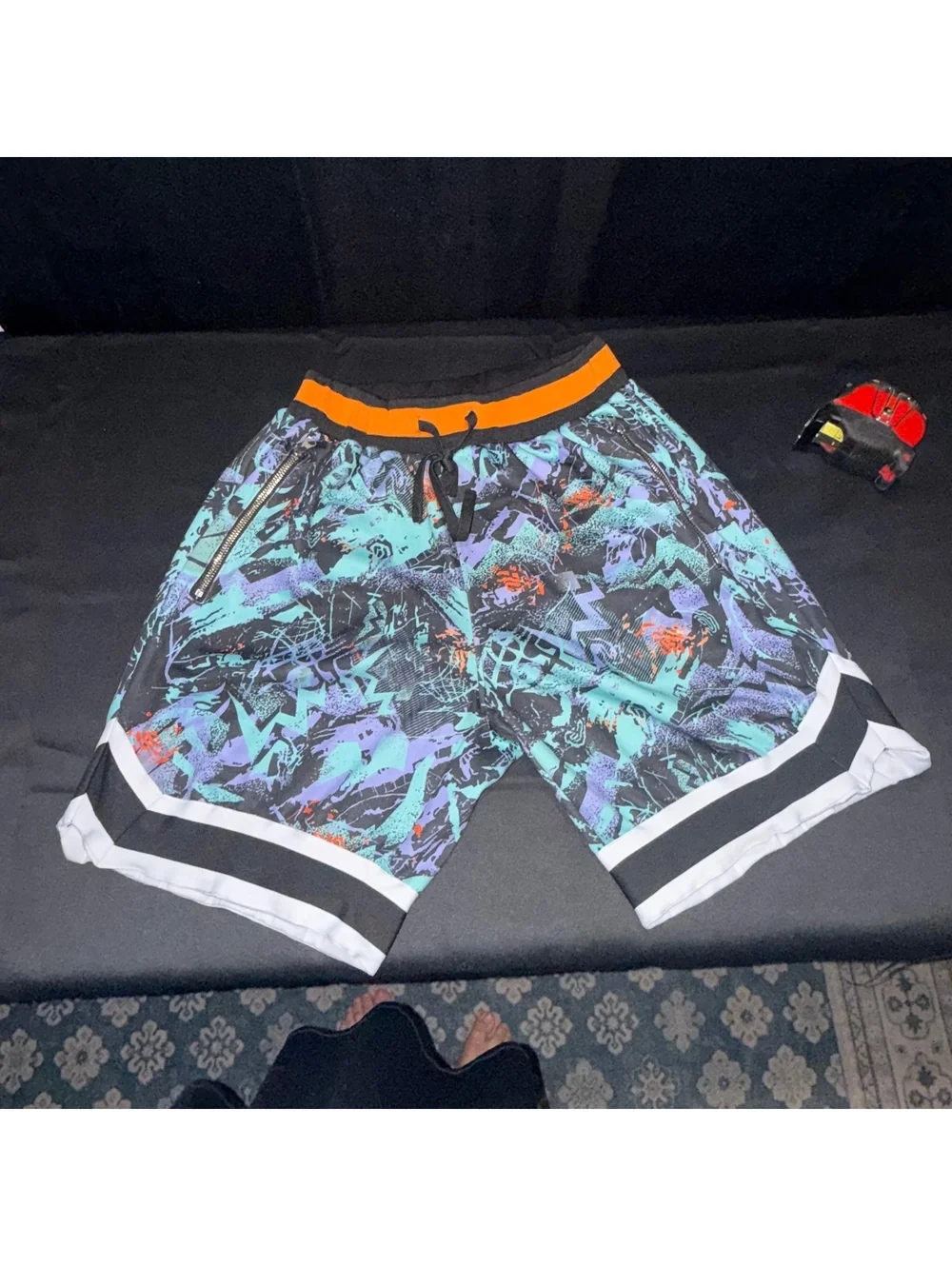 Men's Athletic Shorts with Abstract Pattern and Zipper Pocks