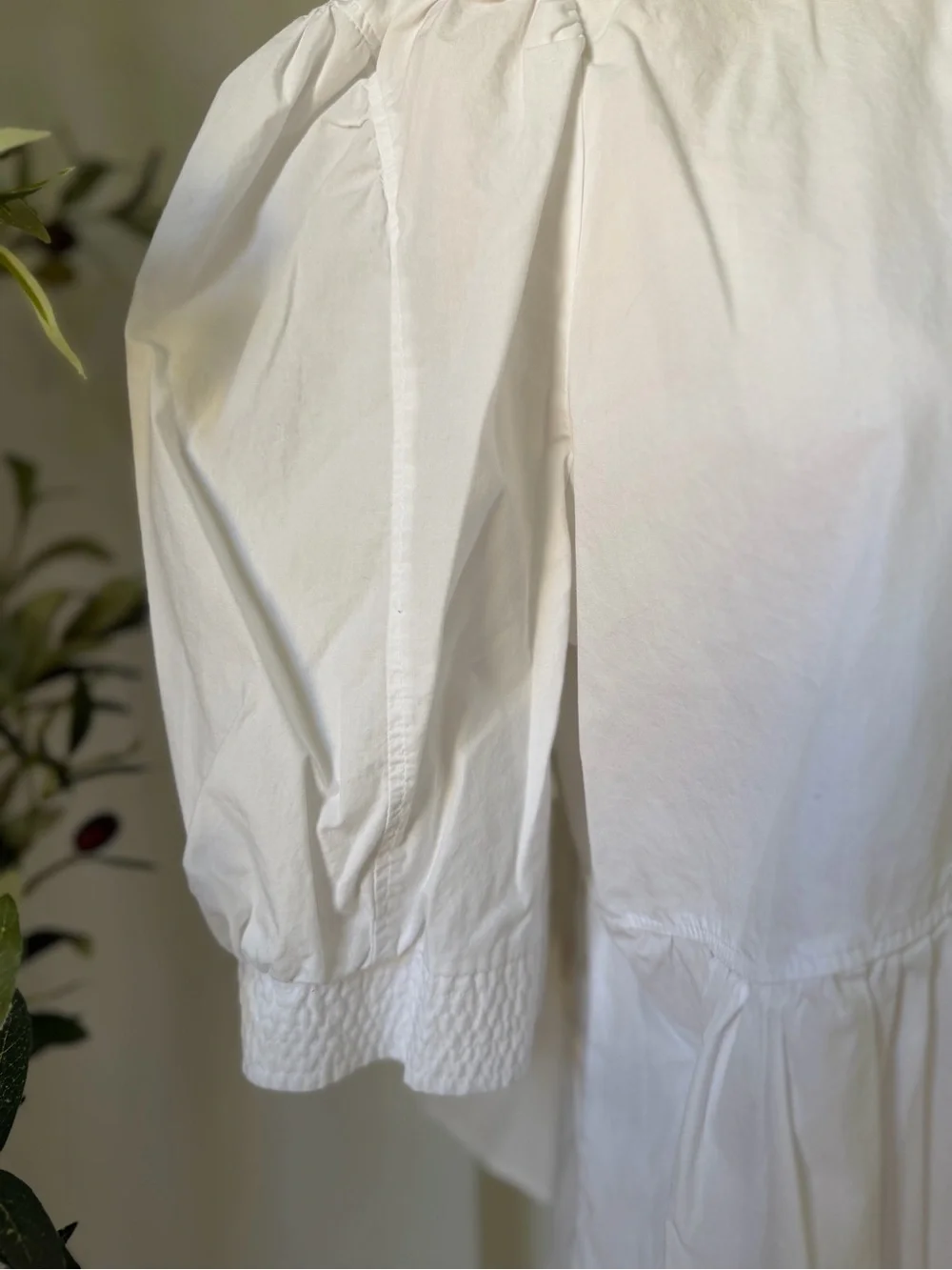 Zara lightweight white