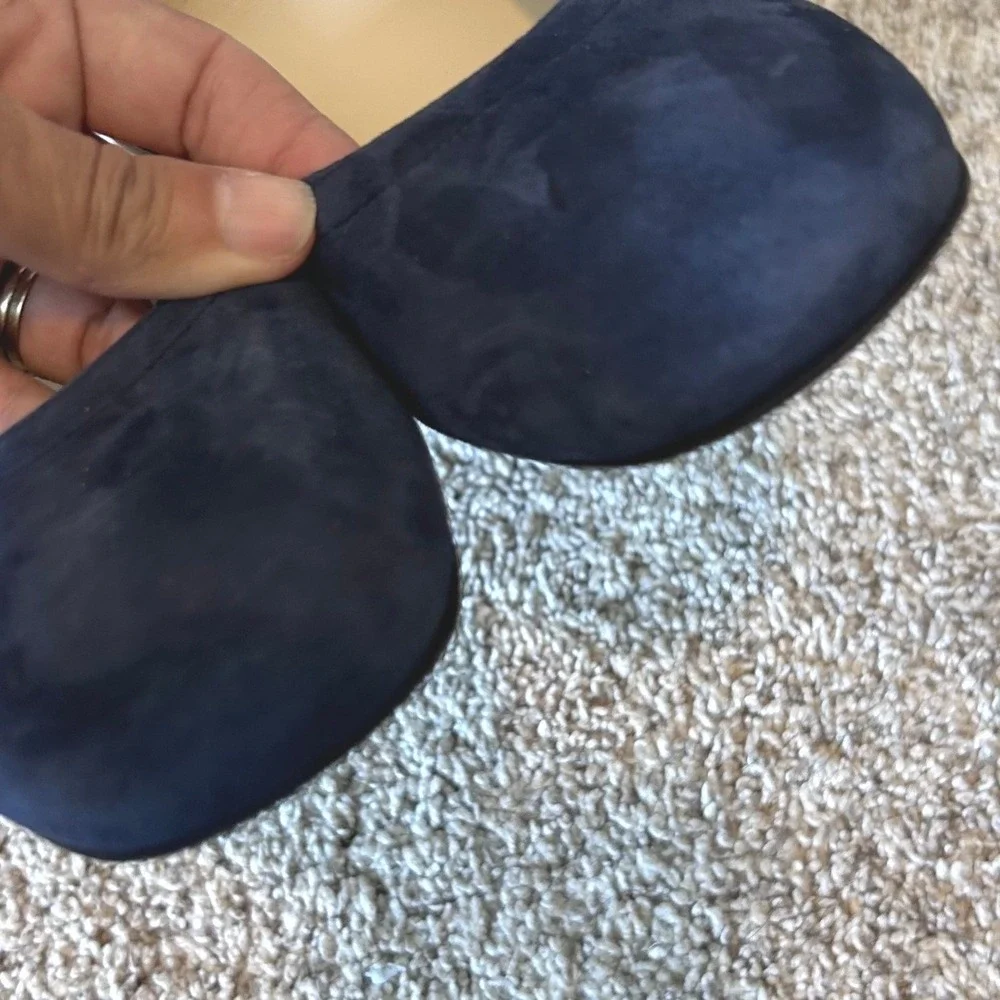 Everlane day heel