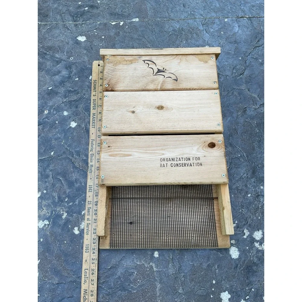^v^ THE PERFECT BAT HOUSE  Never Hung With Manual