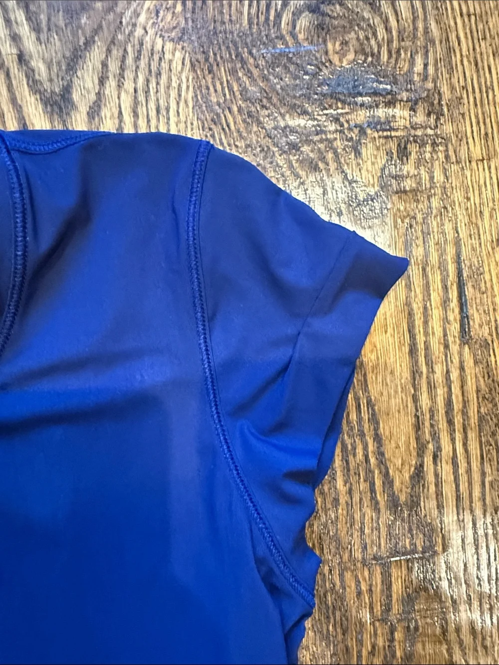 Women’s Short Sleeve Scoop Neck Top -Navy Blue