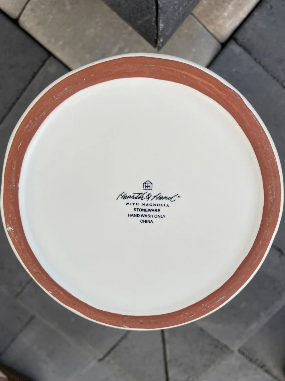 Hearth & Hand minimalist ceramic