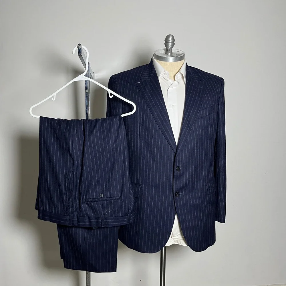 Jos A Bank Suit Mens 44R 40W Navy Pinstripe Reserve Liberty VBC Super 120s