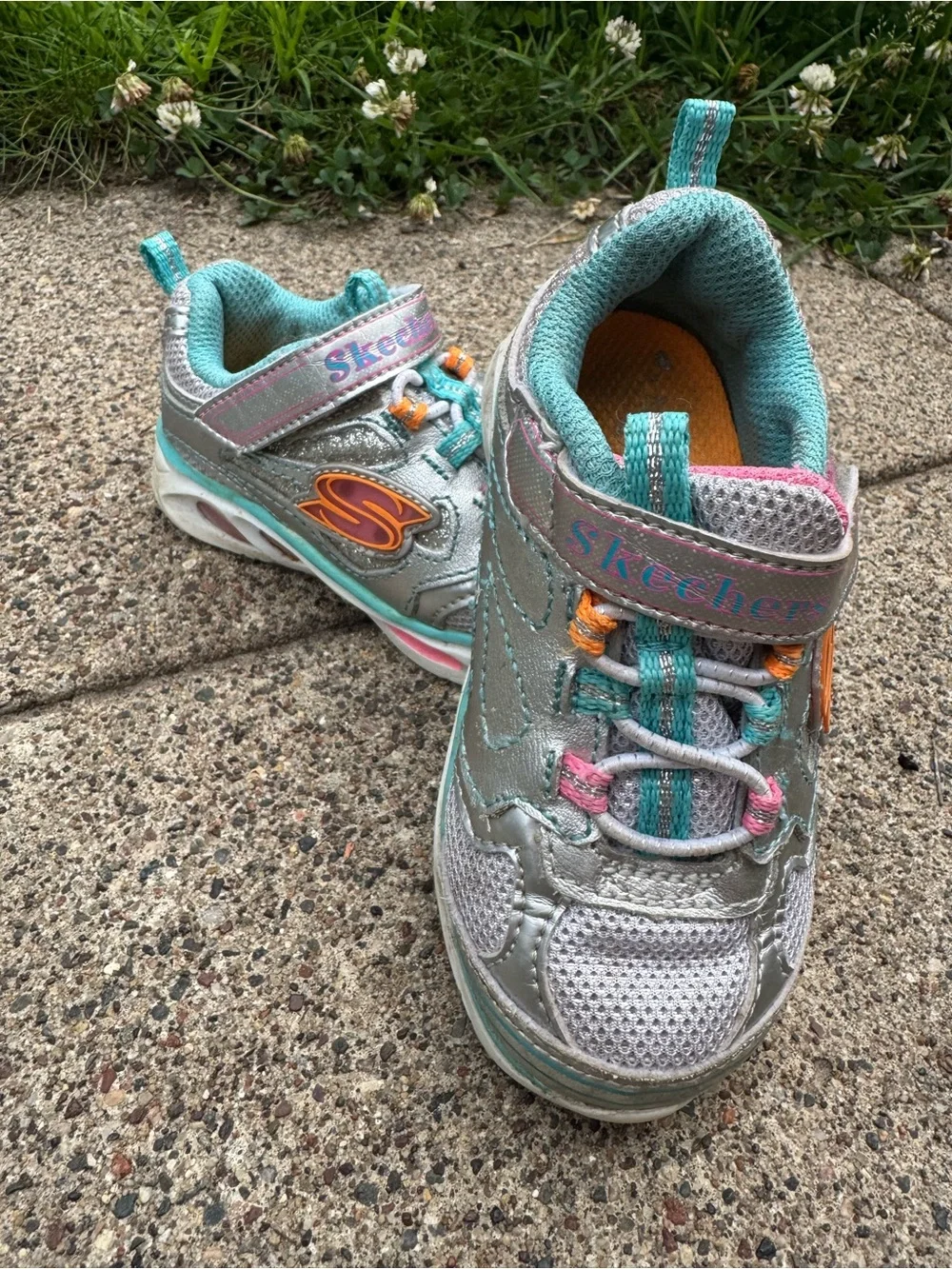 Skechers details insole strap