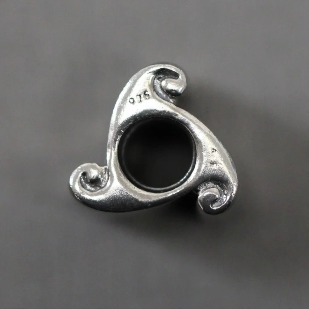 Pandora elegant silver