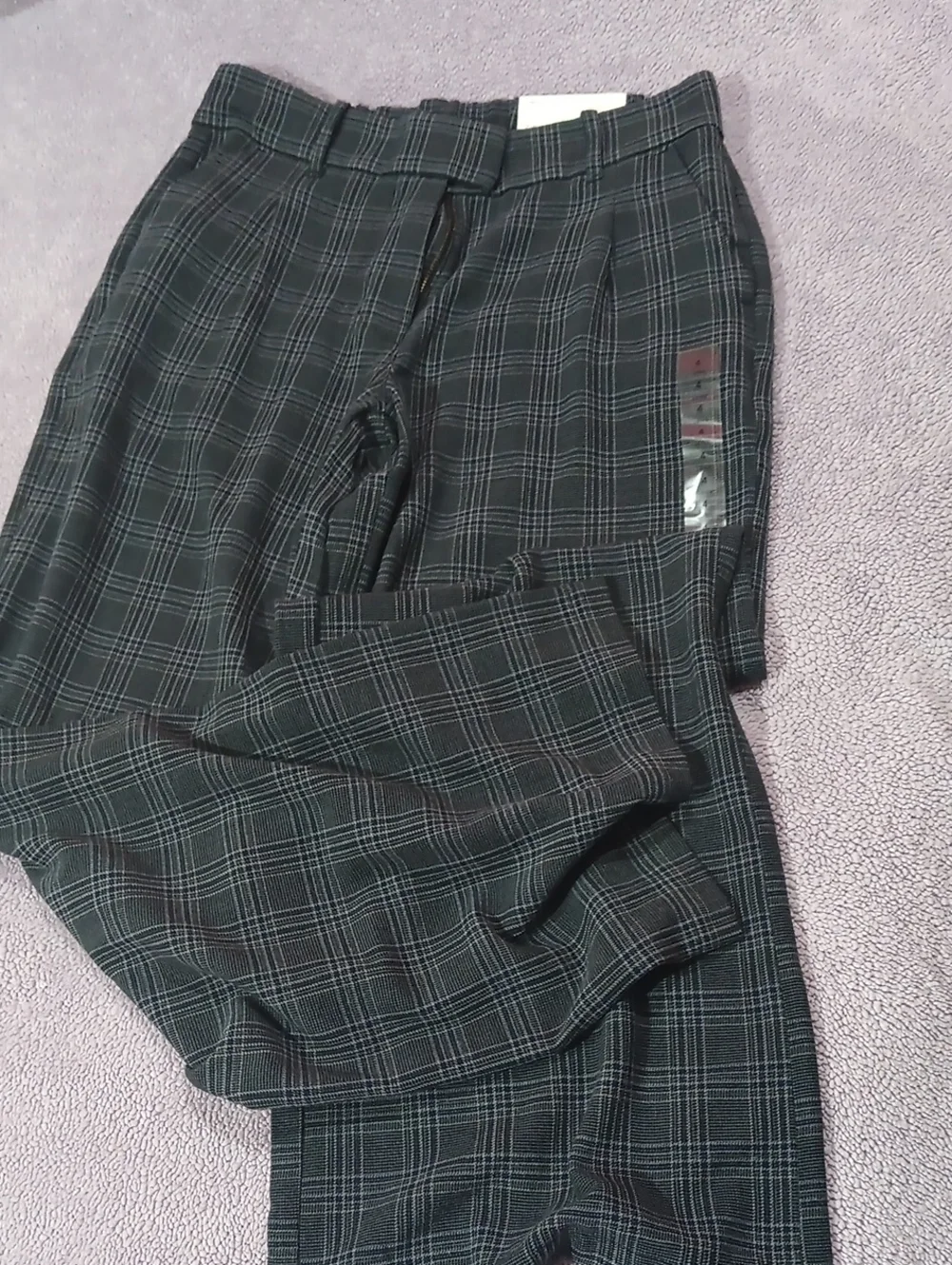 American Eagle Outfitters slim plaid looks