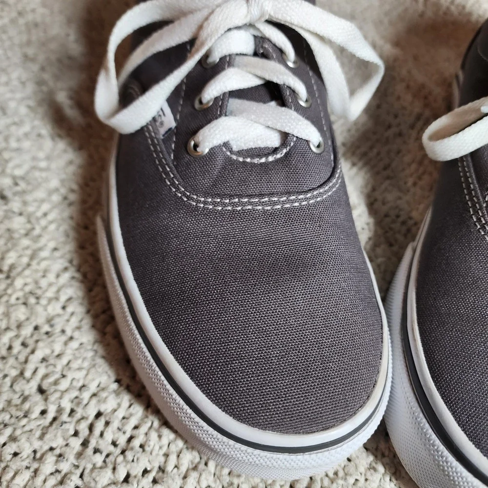 Vans product pair