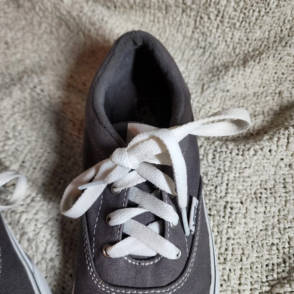 Vans product pair