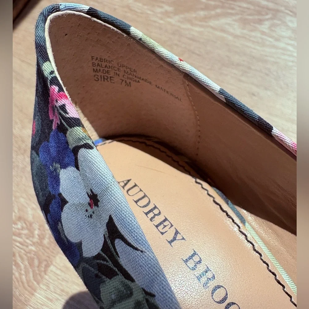 Audrey Brooke Floral Heels (size 7)