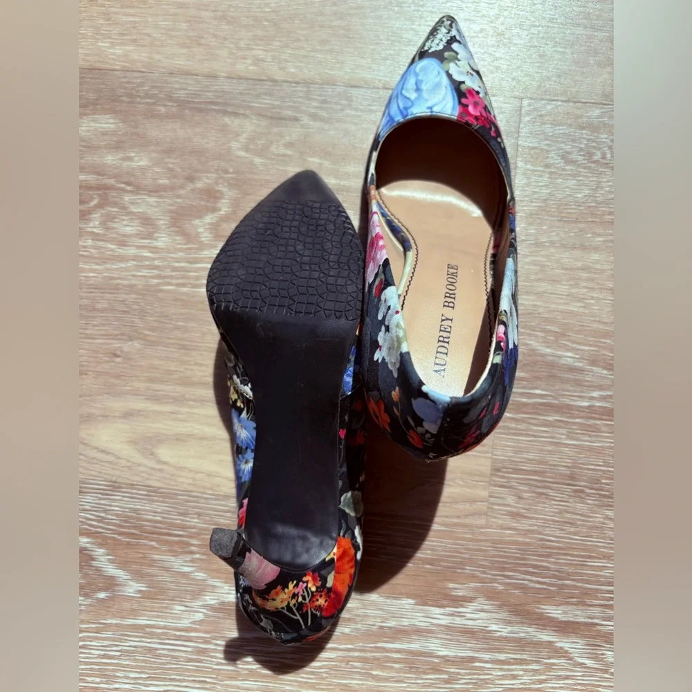 Audrey Brooke Floral Heels (size 7)