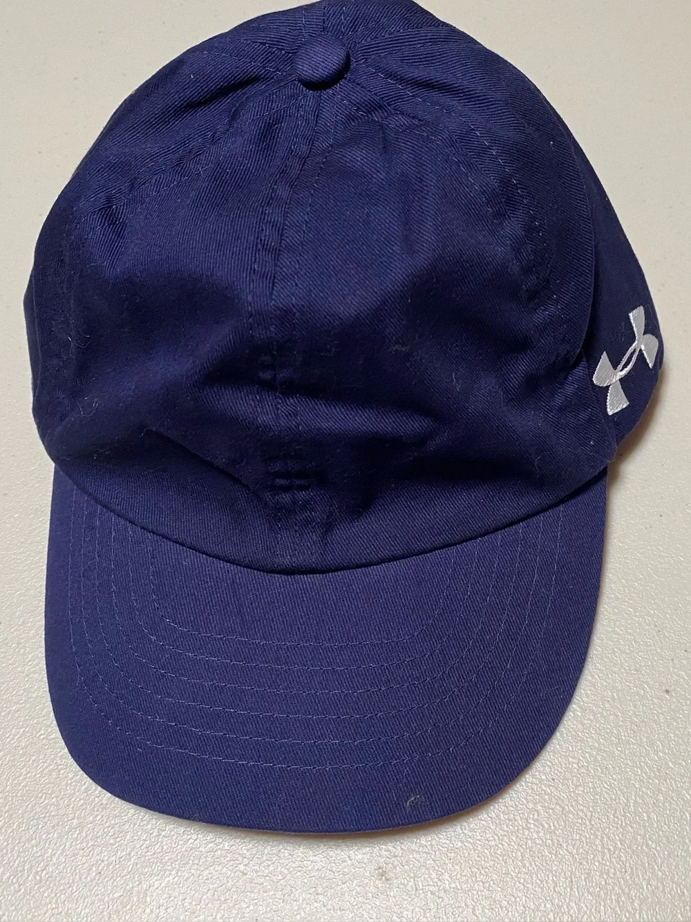 Brand New Under Armour Deep Navy Curved Bill Cap with White Logo Unsex Size