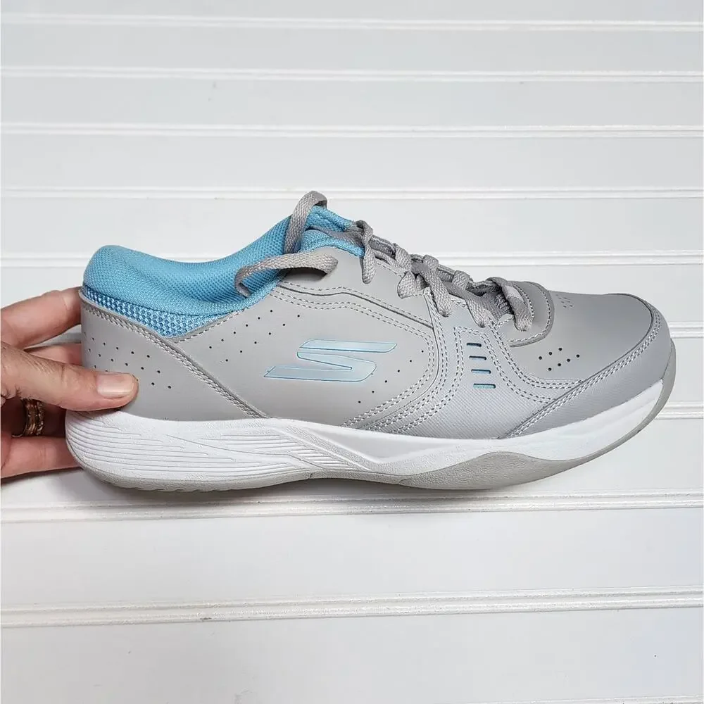 Skechers nwot women