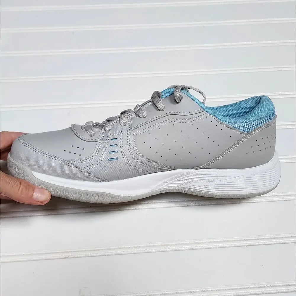 Skechers nwot women