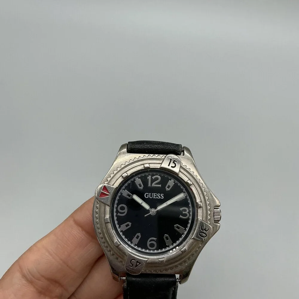 Vintage Guess Mens Watch 38mm Black Dial Silver Tone Leather Band New Battery