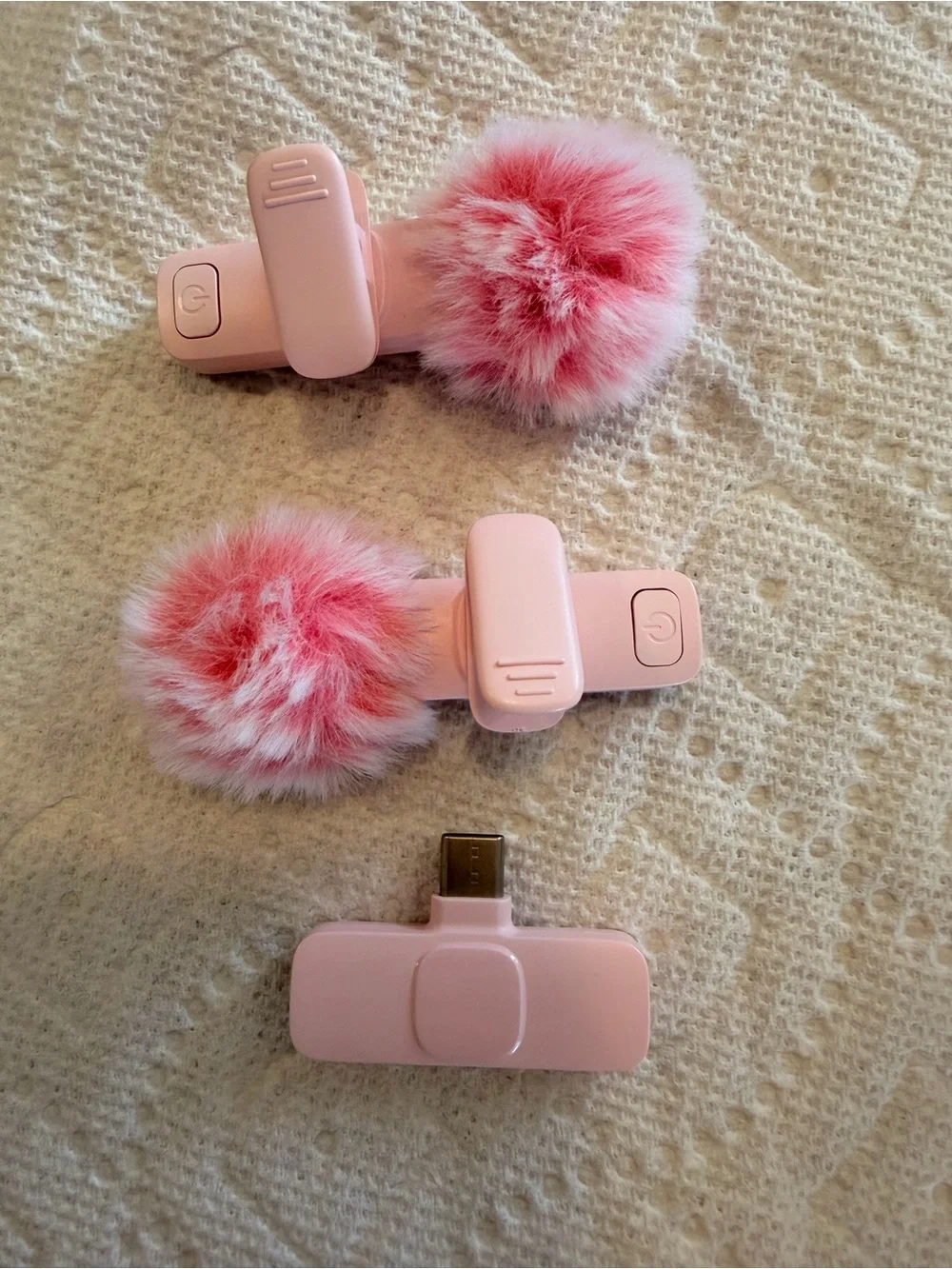 Pink Wireless Clip-On Lavalier Microphone with USB-C Receiver