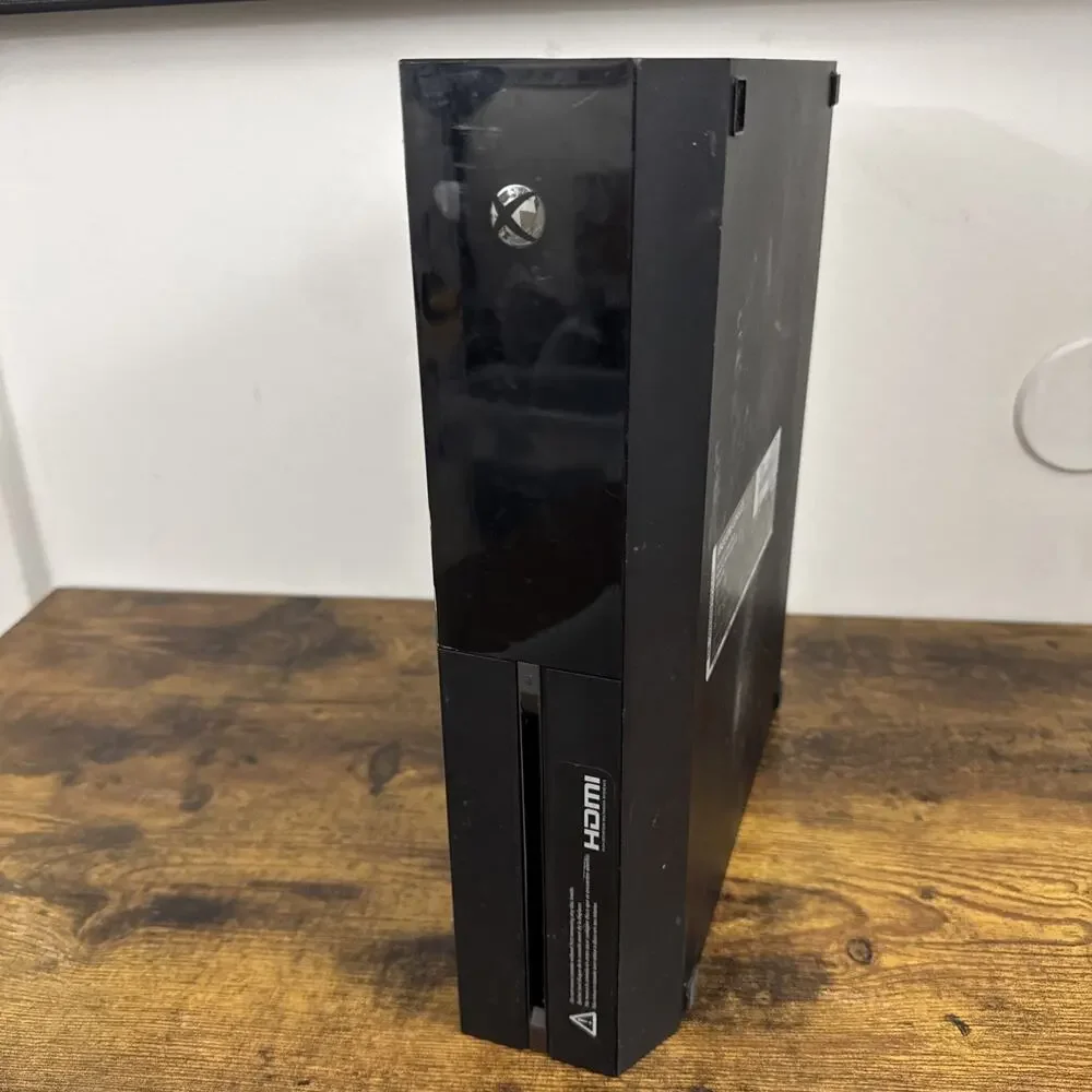 Xbox One Console 1540 Black FOR PARTS / NOT WORKING No Power